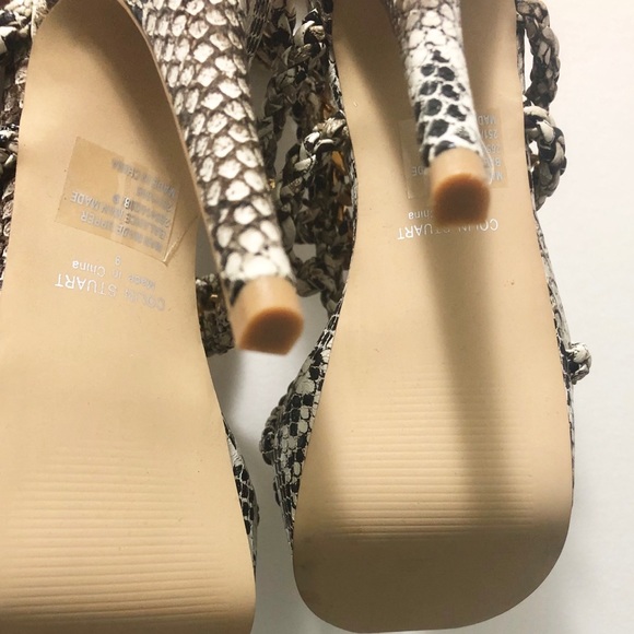 Beautiful  chain detailed Colin Stuart  Heels 👠 - Picture 4 of 7